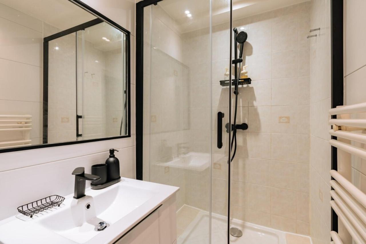 Apartamento Chic & Stylish 1Bd Apart Louvre-Rivoli! París Exterior foto